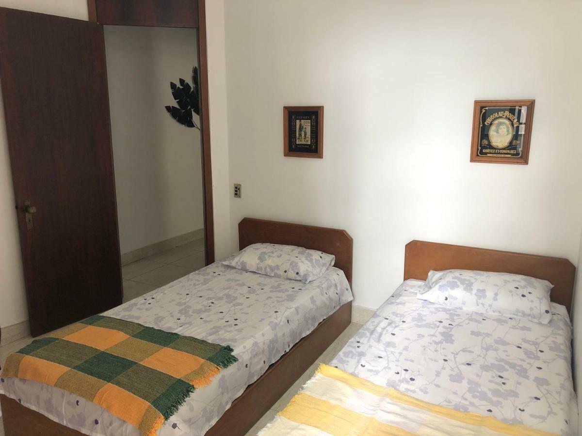 Apartamento Em Frente A Praia Кабо Фрио Екстериор снимка